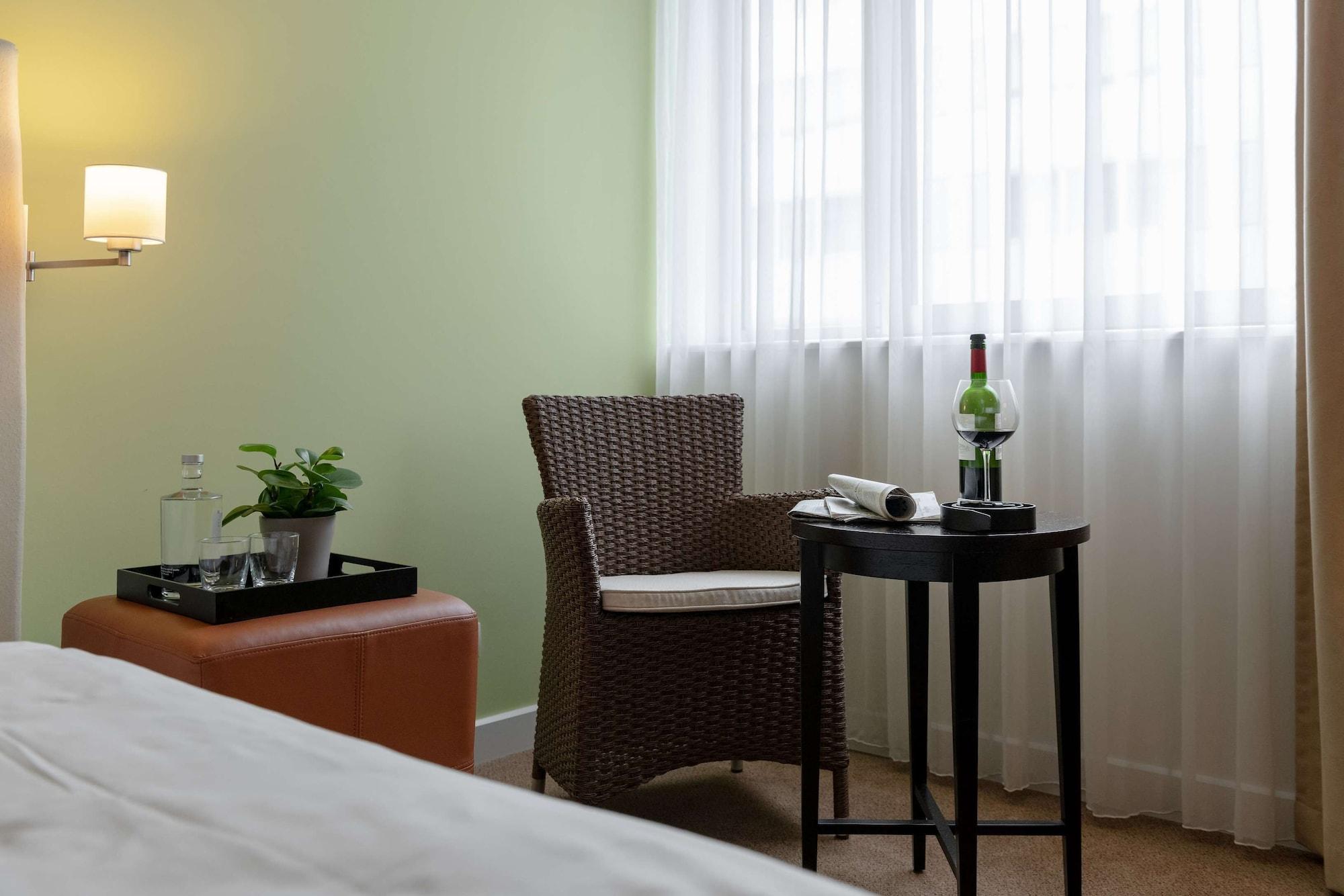 Tulip Inn Hotel Duesseldorf Arena מראה חיצוני תמונה
