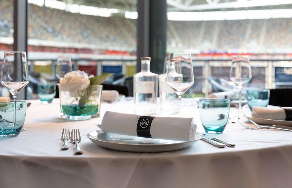 Tulip Inn Hotel Duesseldorf Arena מראה חיצוני תמונה