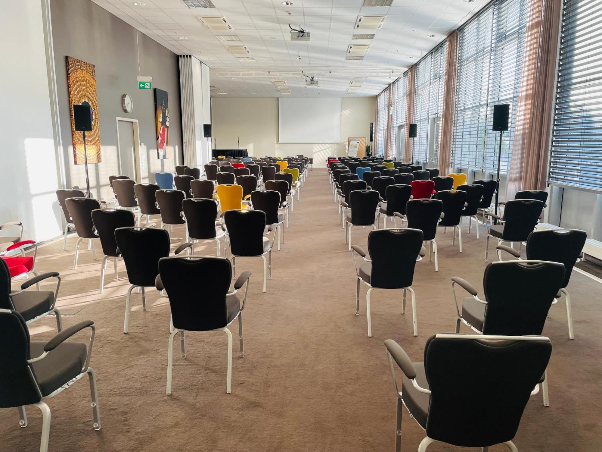 Tulip Inn Hotel Duesseldorf Arena מראה חיצוני תמונה
