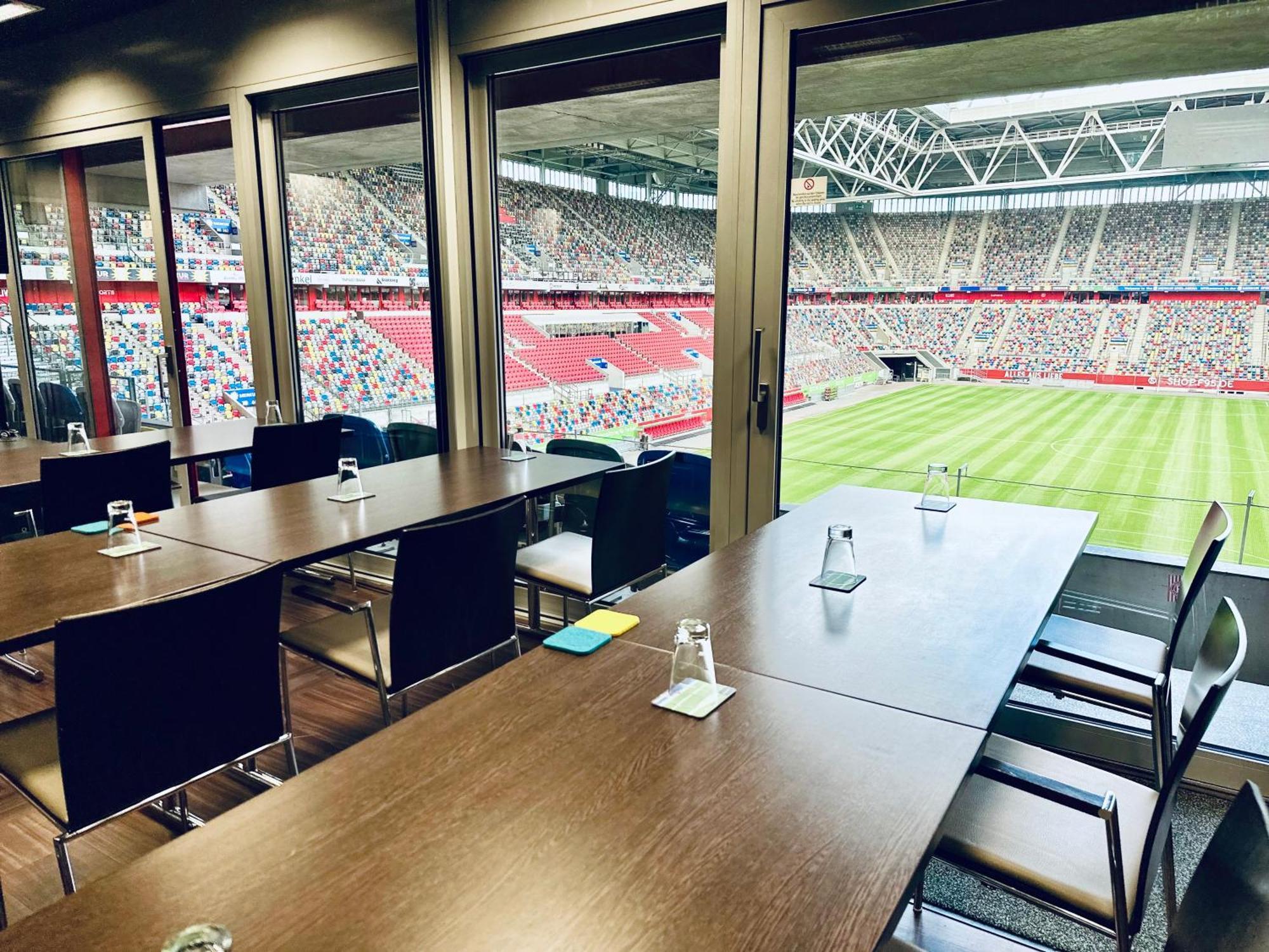 Tulip Inn Hotel Duesseldorf Arena מראה חיצוני תמונה