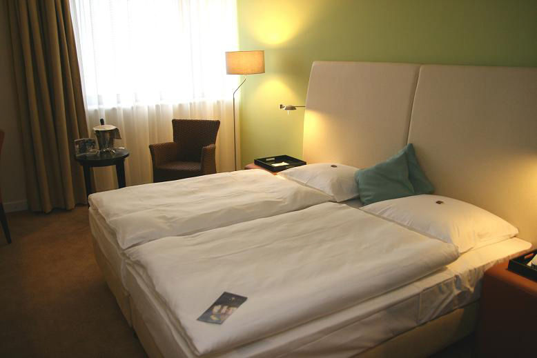 Tulip Inn Hotel Duesseldorf Arena מראה חיצוני תמונה